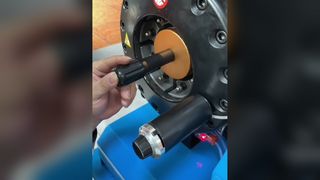 Máy uốn ống thủy lực P32CS